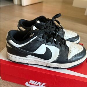 Nike dunk low sneakers Size 7